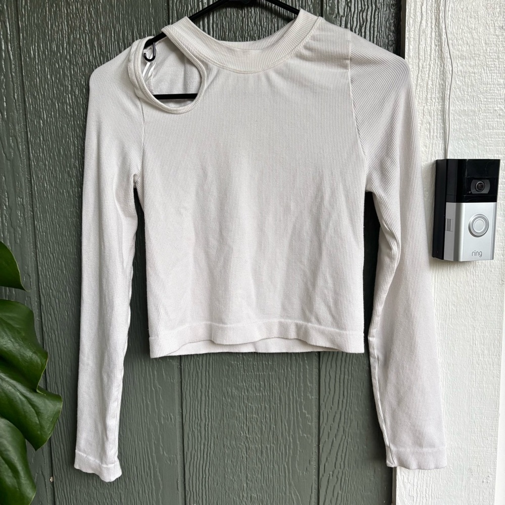Happily Grey Ribbed Long Sleeve White Crop Top with Neck Cutout